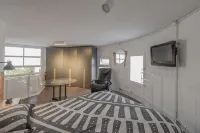 Stunning Loft in the Heart of Palermo Hollywood - プライペートプール