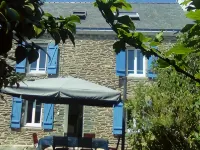 House for 11 People, with a Garden, in a Quiet Location, Near the Grands Sables Beaches and Shops Hotels in Groix
