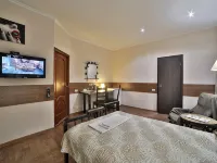 ABC Hotel โรงแรมในเปียนซา