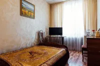 Hotel Uyut 酒店