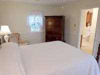 Waterfront Home On 3 Acres. Fish,crab, & kayak from the pier + great sunsets! - 民宿