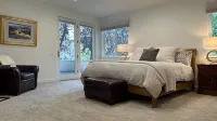 All season 5 BR, 5 BA house in mid-valley, 12 min to Baldy ski lifts - 4-Star
