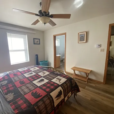 Black Hills SD Deadwood, Privacy, Comfort & Convenience with Breathtaking Views