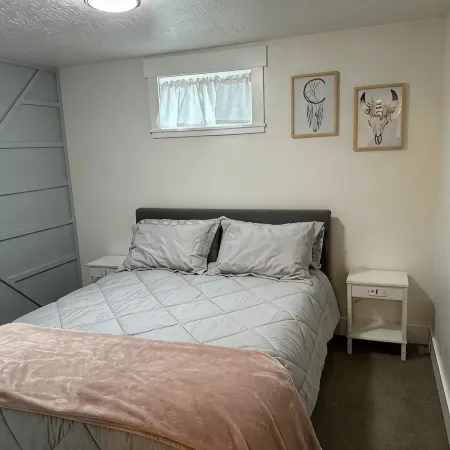 Cozy & Bright Private Basement