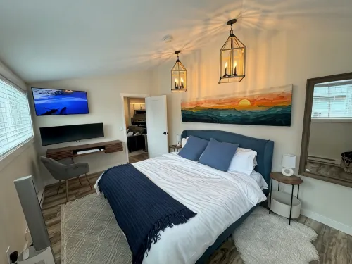 Mountain Bluebird Condo Getaway at Schweitzer Ski Resort - 부티크
