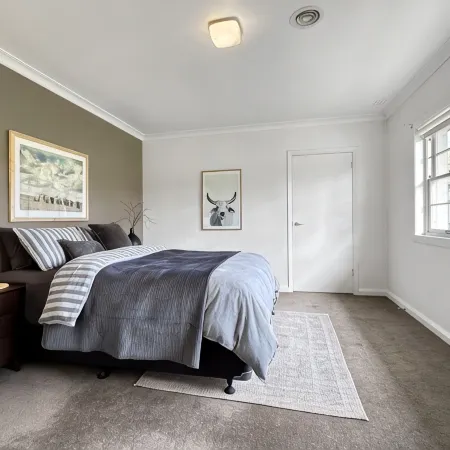 Gorgeous two bedroom home with lake views!