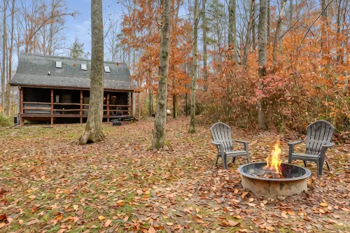 Cabin In Hocking Hills! Pet Friendly, Hot Tub, Secluded. - シャレー