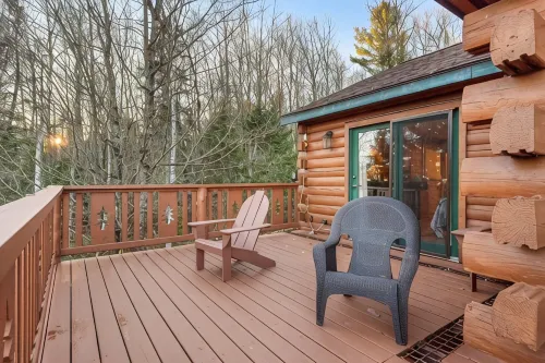 Tower Hill Lodge- Mtn View w/ Hot Tub - Alphydda