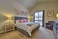 Family friendly 3 bdrm, hot tub, close to Canyons Village, interior designed - balcony