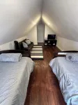 Home in the Heart of Kirksville - Homestays