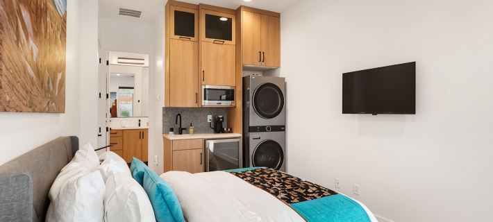 Best Deal! Modern Luxury Casita! Kitchenette & W/D Hotels in Hurricane