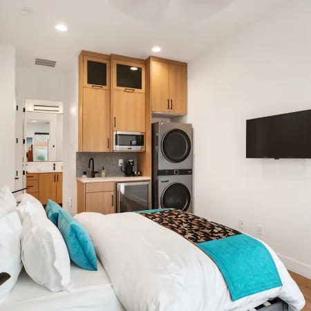 Best Deal! Modern Luxury Casita! Kitchenette & W/D