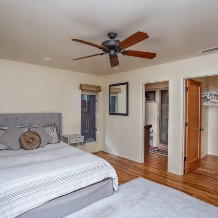 Serene yoga retreat with private heated pool! Just minutes from hiking!