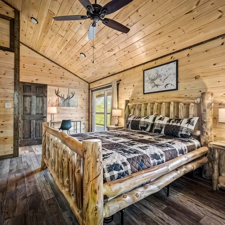 NewLuxuryCabin-Private Heated Indoor pool-Theater-Game room-Hot Tub-Fire Pit