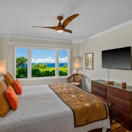 PRIVATE CORNER UNIT WITH SPECTACULAR OCEAN FRONT VIEWS