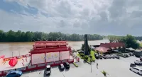 King Ing Hotel - 2-Star