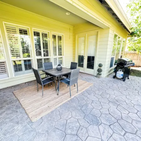 Large family friendly home for all occasions!