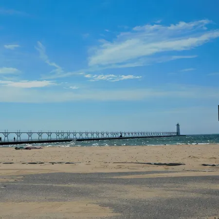Manistee Charm :: Minutes from Beach & Downtown