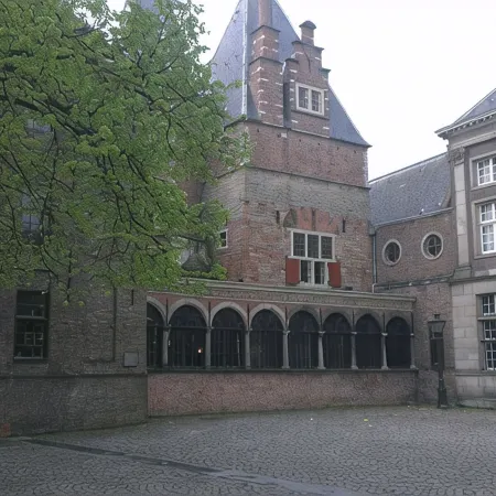 The old store: a completely renovated apartment in the center of Leiden