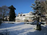 Fabulous Sunny House in Large Private Gardens. Sun Porch & Patio. Mountain Views - Wifi