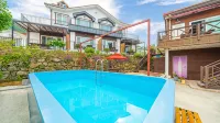 Namhae Badamaru Pension - Swimmingpools