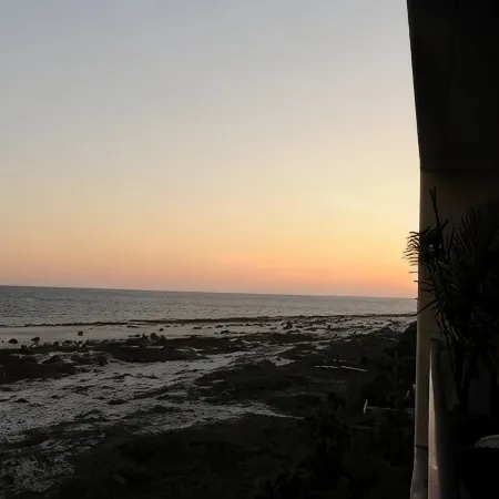Open Dates; Book Now!!  5 Star BeachAccommodations,Well Stocked, Fall 2026!!
