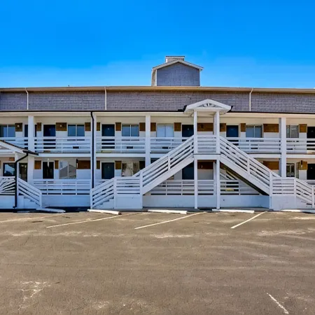 Dry Dock Inn