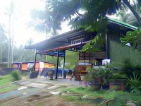 Day Night Bungalow & Bar - بار