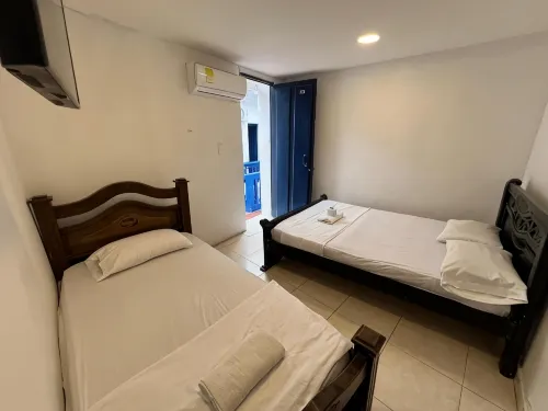 Hotel Andalucía Inn - Alojamientos