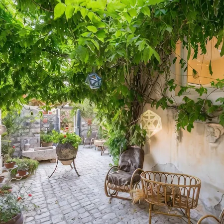 Villa for 12/14 people garden, pool, bbq, 100 meters from the sea, A / C, wi-fi