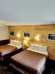 Rundle Mountain Lodge - Pet Friendly