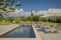SUPERB LOCATION Luxury 5 bed villa, pool, sea view, beach / restaurants close by - maisons de vacances