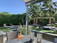 Modern bungalow with heated pool, 50m from the sea - whirlpool - - 4-Star