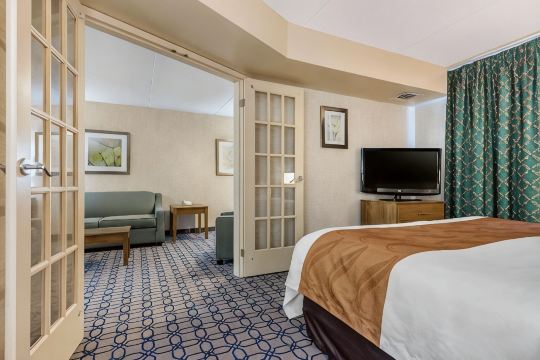 Quality Suites