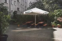 Happy Hotel Berlin Hotels in der Nähe von Kaiser-Wilhelm-Passage