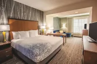 La Quinta Inn & Suites by Wyndham Duluth Hotel di Hermantown