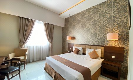 Hotel Safira Magelang - Housity