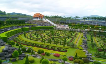 Empress Pattaya Hotel