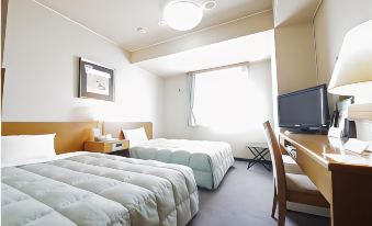5. Hotel Ro..