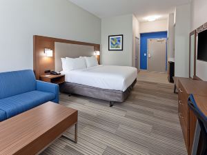 Holiday Inn Express & Suites Valencia - Santa Clarita