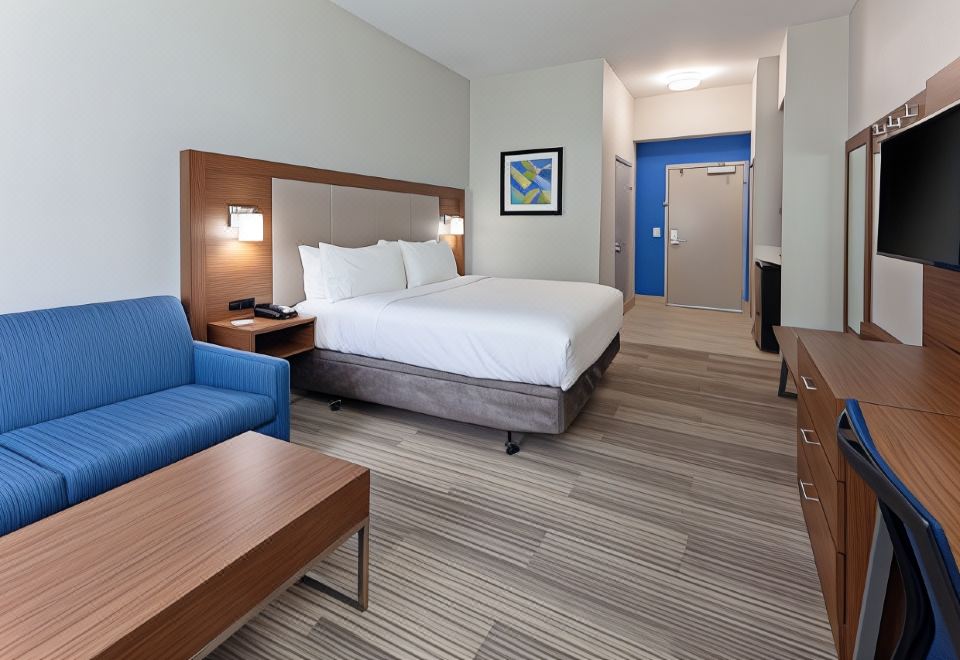 Holiday Inn Express & Suites Valencia - Santa Clarita, Santa Clarita