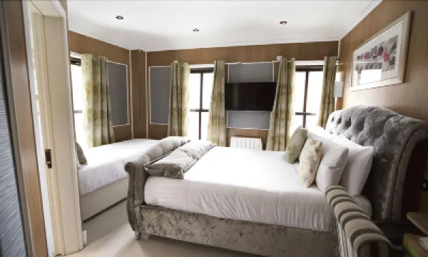 柴郡酒店 鄰近牛津街的酒店