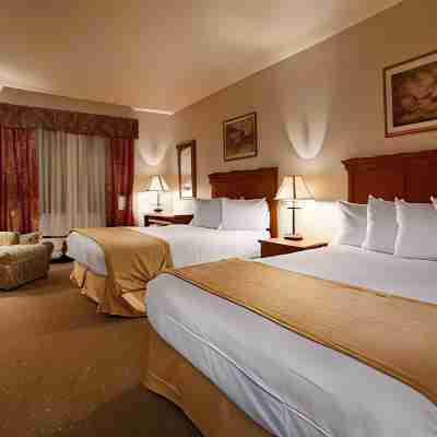 Best Western Plus Lake Elsinore Inn  Suites Rooms