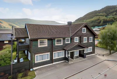 Sov Lodge Hotels in Vågåmo