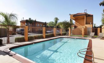 Express Inn & Suites Ontario Airport