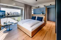 THE FLAG West M. - Pet friendly