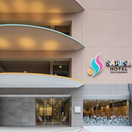 Sarasa Hotel Dotonbori Отели рядом с достопримечательностью «Намба Хатч»