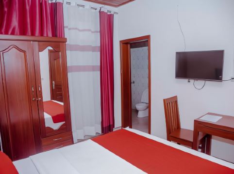 Martin Aviator Hotel