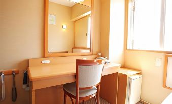 Smile Hotel Hachinohe - Housity