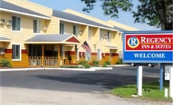 Regency Inn & Suites Faribault